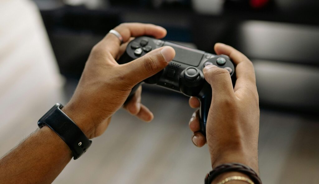 GameStop lanza oferta millonaria para tomar el control de eBay